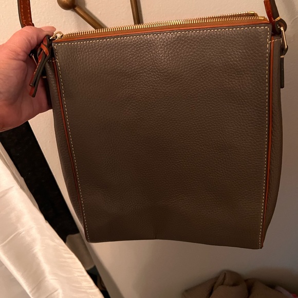 EUC DOONEY & BOURKE CROSSBODY - Picture 6 of 8